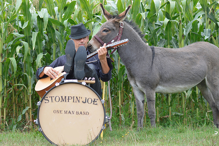 Stompin\'Joe Stompin\'Joe